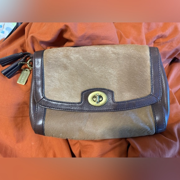 Coach legacy half hair clutch turnlock - Picture 1 of 4